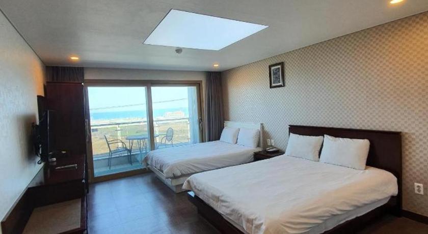 Sea View Hotel Jeju Exterior foto