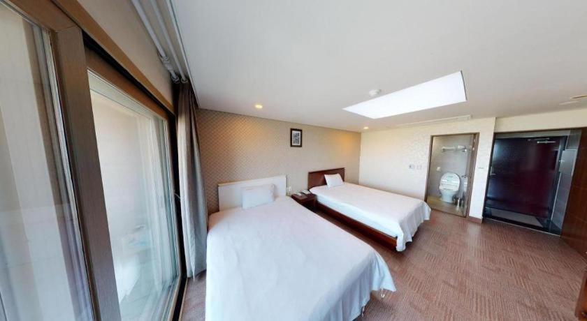 Sea View Hotel Jeju Exterior foto