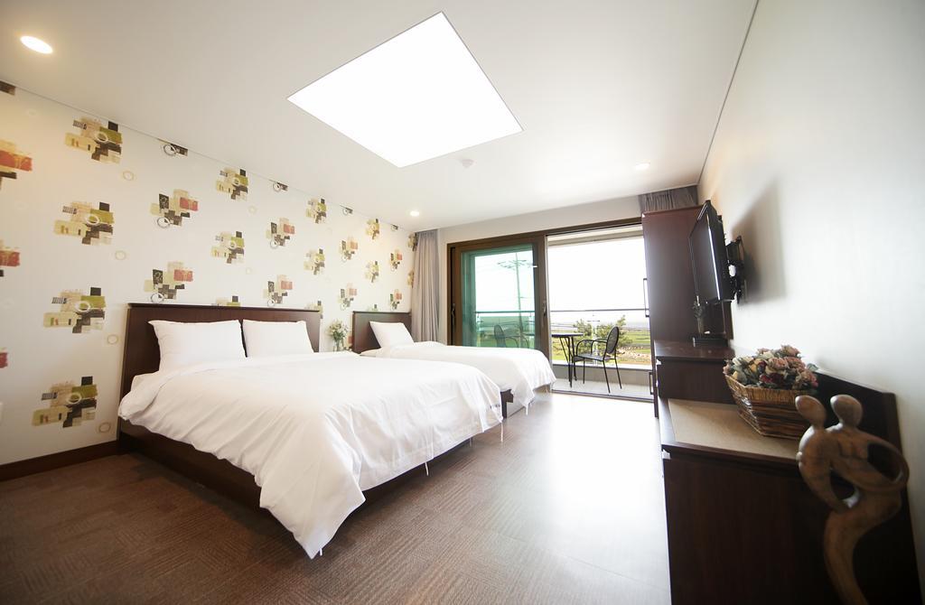 Sea View Hotel Jeju Zimmer foto