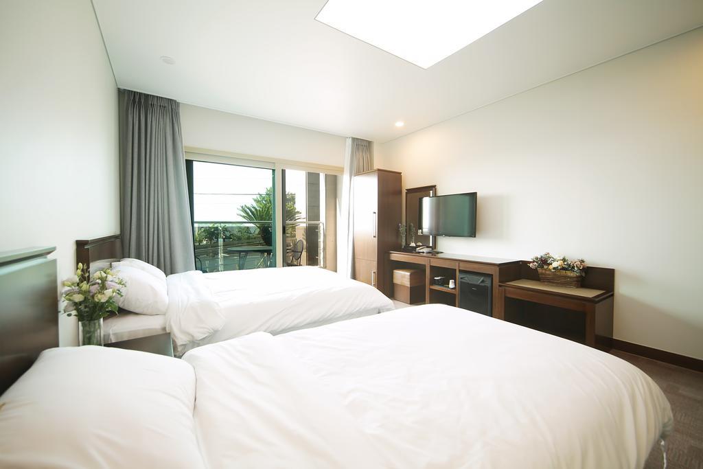Sea View Hotel Jeju Zimmer foto